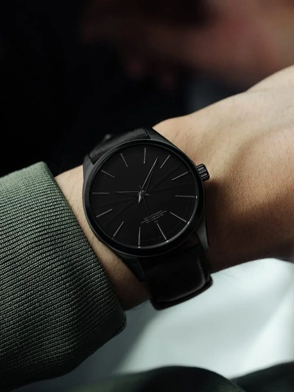 Men's All Black Analog Leather Band Ultra-Thin Minimalist Waterproof Wrist Watch